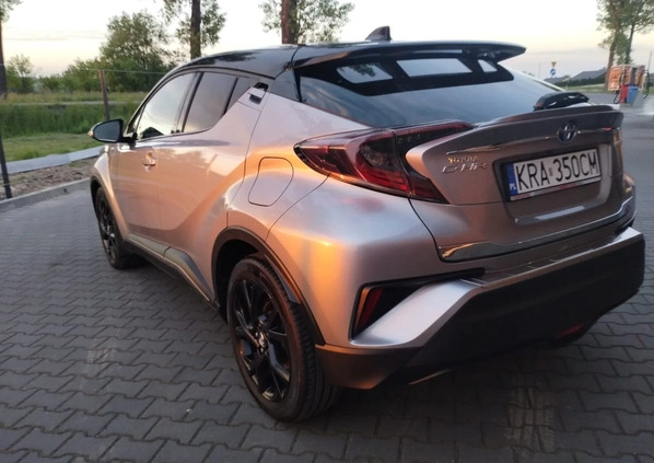 Toyota C-HR cena 78900 przebieg: 115000, rok produkcji 2017 z Kraków małe 466